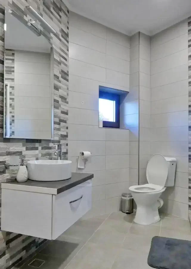 Colibița Cazare | Camping / Popas turistic (K1282-24) Imaginea poate fi supusă drepturilor de autor. Se recomandă contactarea titularului drepturilor.