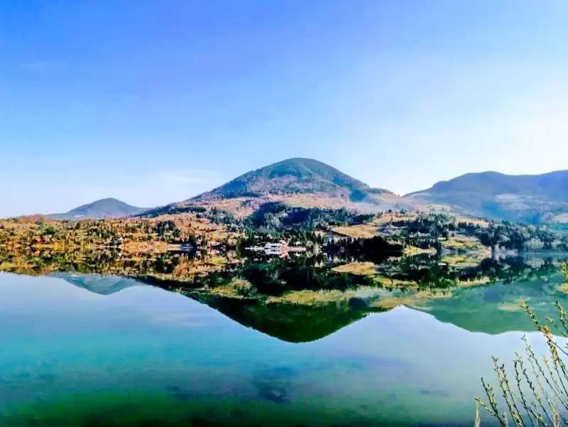 Colibița Cazare | Camping / Popas turistic (K1282-50) Imaginea poate fi supusă drepturilor de autor. Se recomandă contactarea titularului drepturilor.