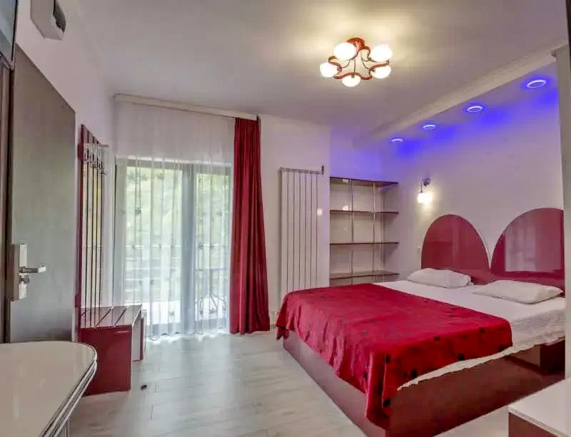 Băile Herculane Cazare | Hotel*** (K0876-30) Imaginea poate fi supusă drepturilor de autor. Se recomandă contactarea titularului drepturilor.