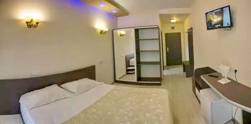 Băile Herculane Cazare | Hotel*** (K0876-41) Imaginea poate fi supusă drepturilor de autor. Se recomandă contactarea titularului drepturilor.