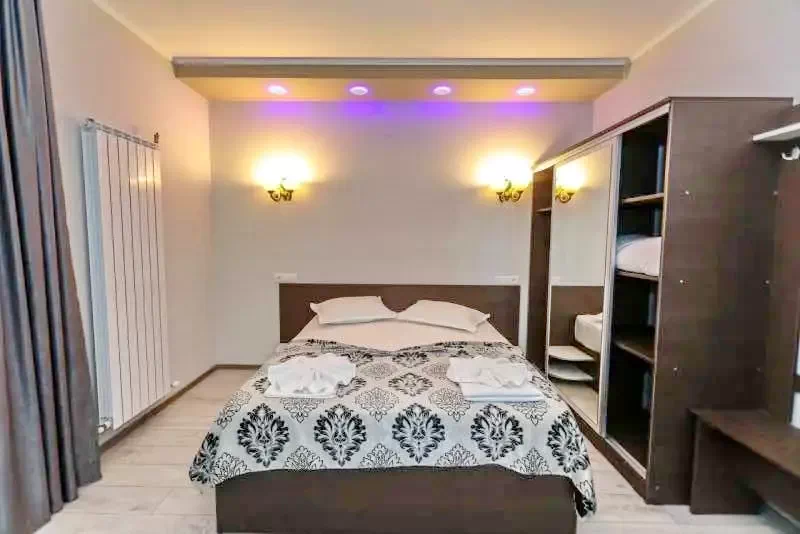 Băile Herculane Cazare | Hotel*** (K0876-42) Imaginea poate fi supusă drepturilor de autor. Se recomandă contactarea titularului drepturilor.