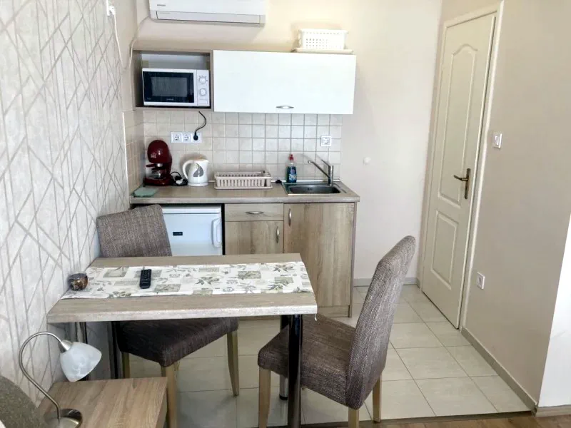  Cazare | Apartament (K1027-7) Imaginea poate fi supusă drepturilor de autor. Se recomandă contactarea titularului drepturilor.