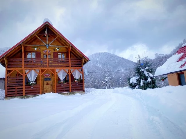 Valea Boga Cazare | Cabană (K1455-23) Imaginea poate fi supusă drepturilor de autor. Se recomandă contactarea titularului drepturilor.