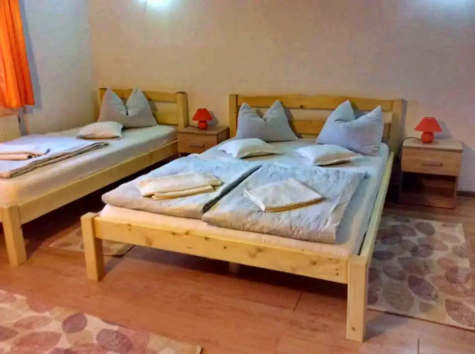 Szászka Szállás | Motel (K1273-10) A kép szerzői jogvédelem alatt állhat. Javasolt a kapcsolatfelvétel a jog tulajdonossal.