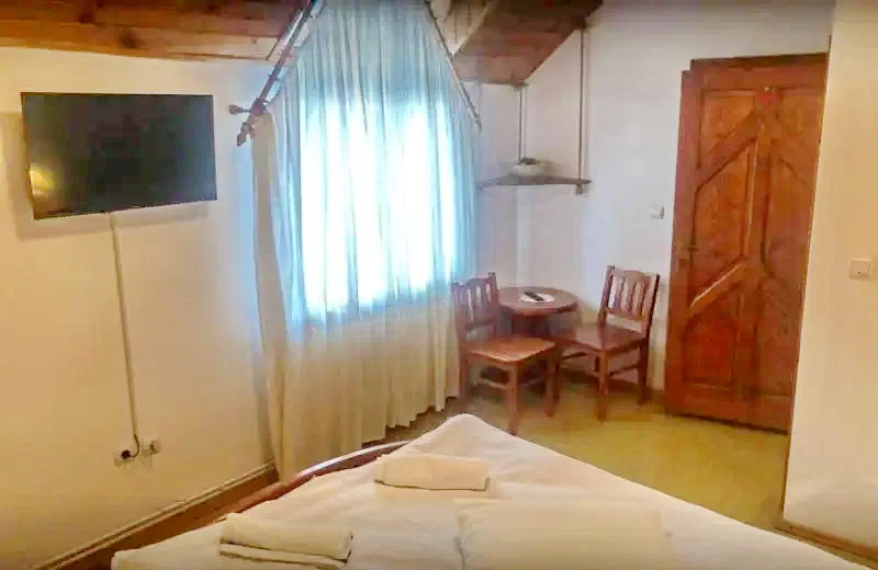 Rășinari Cazare | Motel (K0394-15) Imaginea poate fi supusă drepturilor de autor. Se recomandă contactarea titularului drepturilor.