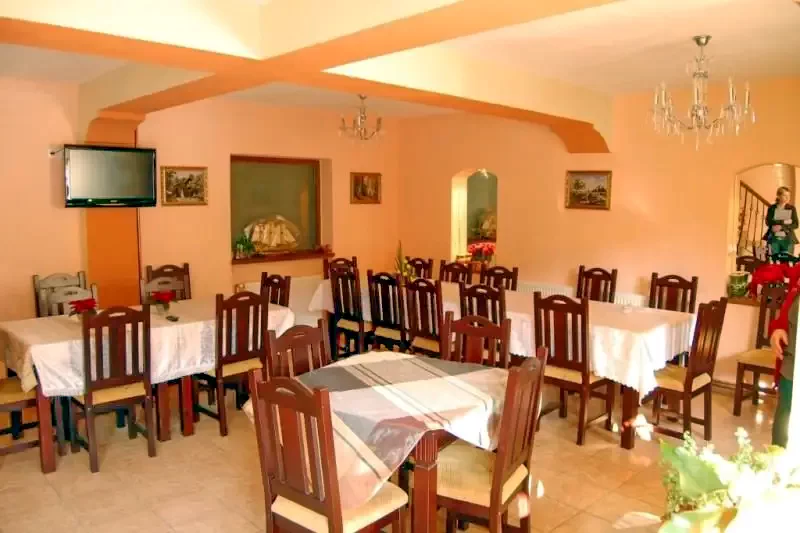 Gura Râului Cazare | Motel (K0431-3) Imaginea poate fi supusă drepturilor de autor. Se recomandă contactarea titularului drepturilor.