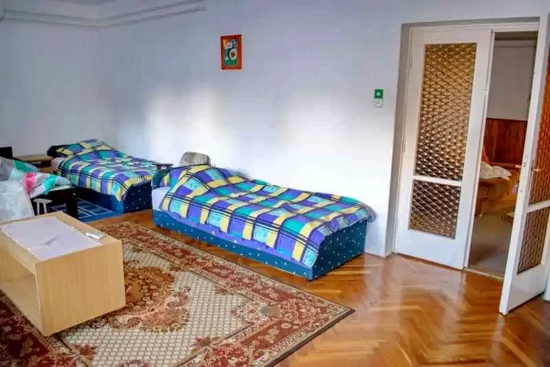  Cazare | Bungalow (K1016-31) Imaginea poate fi supusă drepturilor de autor. Se recomandă contactarea titularului drepturilor.