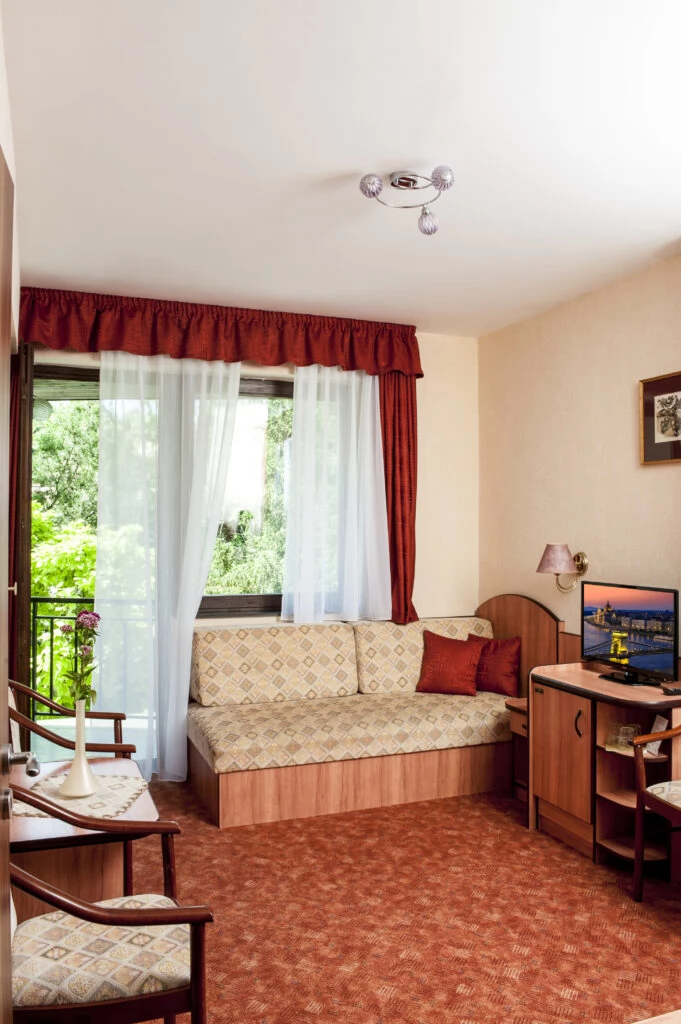 Budapesta Cazare | Pensiune turistică (K0504-5) Imaginea poate fi supusă drepturilor de autor. Se recomandă contactarea titularului drepturilor.