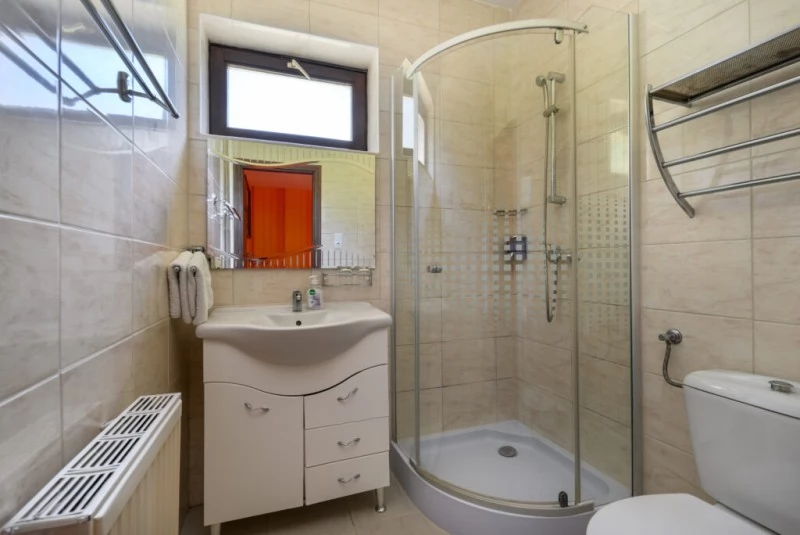 Budapesta Cazare | Pensiune turistică (K0504-31) Imaginea poate fi supusă drepturilor de autor. Se recomandă contactarea titularului drepturilor.