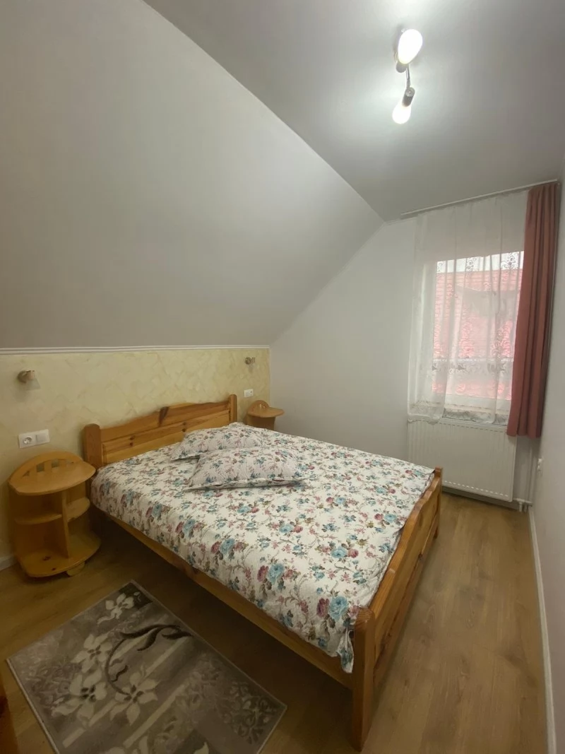 Sovata Cazare | Apartament (K0097-8) Imaginea poate fi supusă drepturilor de autor. Se recomandă contactarea titularului drepturilor.