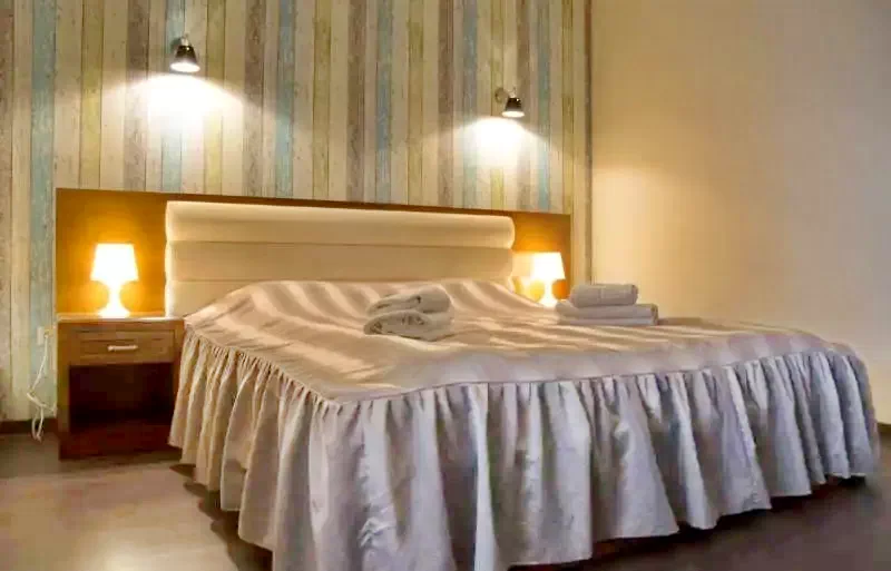  Szállás | Motel (K1303-12) A kép szerzői jogvédelem alatt állhat. Javasolt a kapcsolatfelvétel a jog tulajdonossal.