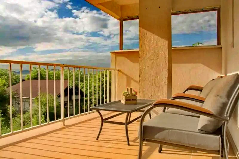 Băltenii de Sus Cazare | Motel (K1303-45) Imaginea poate fi supusă drepturilor de autor. Se recomandă contactarea titularului drepturilor.