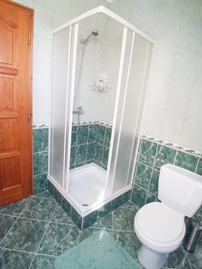  Cazare | Camping / Popas turistic (K0903-27) Imaginea poate fi supusă drepturilor de autor. Se recomandă contactarea titularului drepturilor.