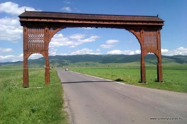 Szállás Ciucsângeorgiu - Casa de oaspeți Szentgyörgy | Csíkszentgyörgy - Szentgyörgy Vendégház. A kép szerzői jogvédelem alatt állhat. Javasolt a kapcsolatfelvétel a jog tulajdonossal.