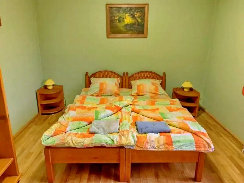 Zetea Cazare | Sat de vacanță (K0214-7) Imaginea poate fi supusă drepturilor de autor. Se recomandă contactarea titularului drepturilor.