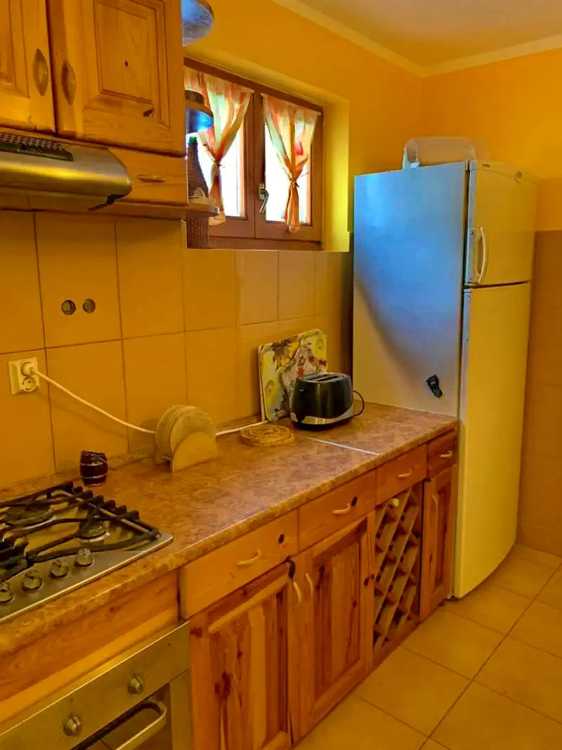 Zetelaka Szállás | Üdülőfalu (K0214-18) A kép szerzői jogvédelem alatt állhat. Javasolt a kapcsolatfelvétel a jog tulajdonossal.