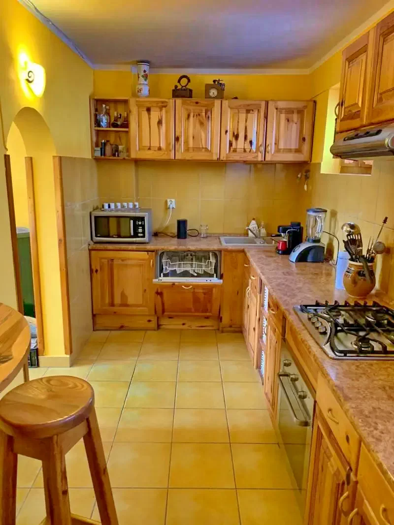 Zetea Cazare | Sat de vacanță (K0214-19) Imaginea poate fi supusă drepturilor de autor. Se recomandă contactarea titularului drepturilor.