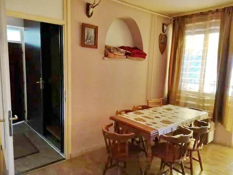 Hajdúszoboszló Szállás | Apartmanház (K1018-3) A kép szerzői jogvédelem alatt állhat. Javasolt a kapcsolatfelvétel a jog tulajdonossal. Hajdúszoboszló Szállás | Apartmanház (K1018-3) A kép szerzői jogvédelem alatt állhat. Javasolt a kapcsolatfelvétel a jog tulajdonossal.