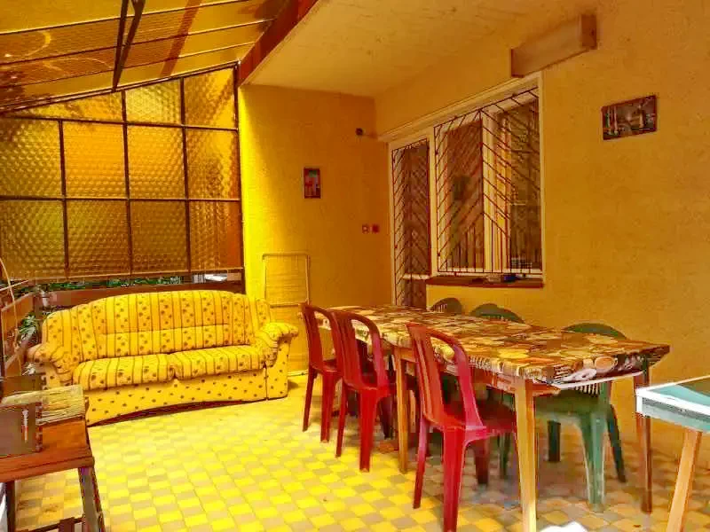  Cazare | Casă de apartamente (K1018-8) Imaginea poate fi supusă drepturilor de autor. Se recomandă contactarea titularului drepturilor.