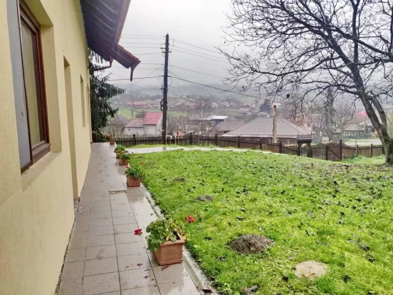 Szállás Madaras - Casa Dr. Szekeres János|Mezőmadaras - Dr. Szekeres János Ház. A kép szerzői jogvédelem alatt állhat. Javasolt a kapcsolatfelvétel a jog tulajdonossal.