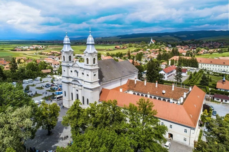 Csíksomlyó, Csíkszereda Szállás | Vendégház (K1503-10) A kép szerzői jogvédelem alatt állhat. Javasolt a kapcsolatfelvétel a jog tulajdonossal.