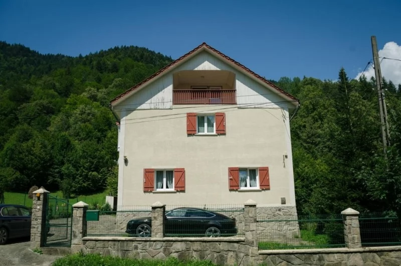 Tarkő Szállás | Kemping / turistapihenő (K0693-19) A kép szerzői jogvédelem alatt állhat. Javasolt a kapcsolatfelvétel a jog tulajdonossal.