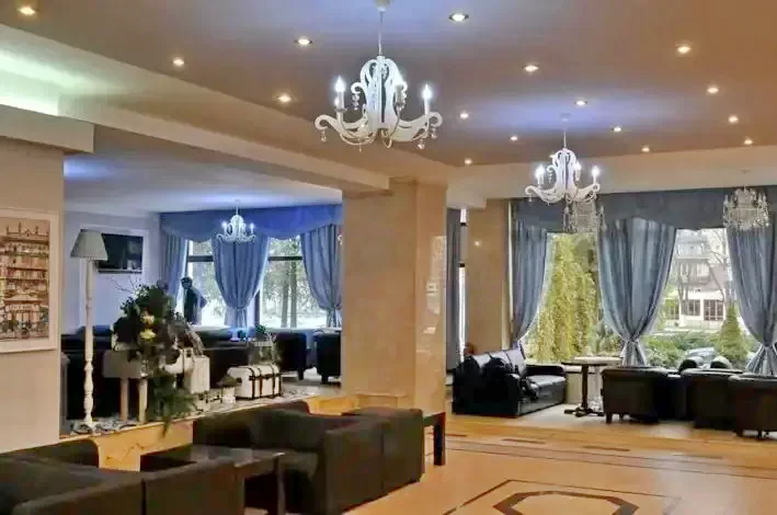 Hunedoara Cazare | Hotel*** (K0736-1) Imaginea poate fi supusă drepturilor de autor. Se recomandă contactarea titularului drepturilor.