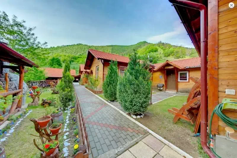 Szállás Șugag - Complex Turcana***  (Complex Cabane MA Șugag) | Șugag - Turcana Komplexum*** (MA Complex Sugág). A kép szerzői jogvédelem alatt állhat. Javasolt a kapcsolatfelvétel a jog tulajdonossal.