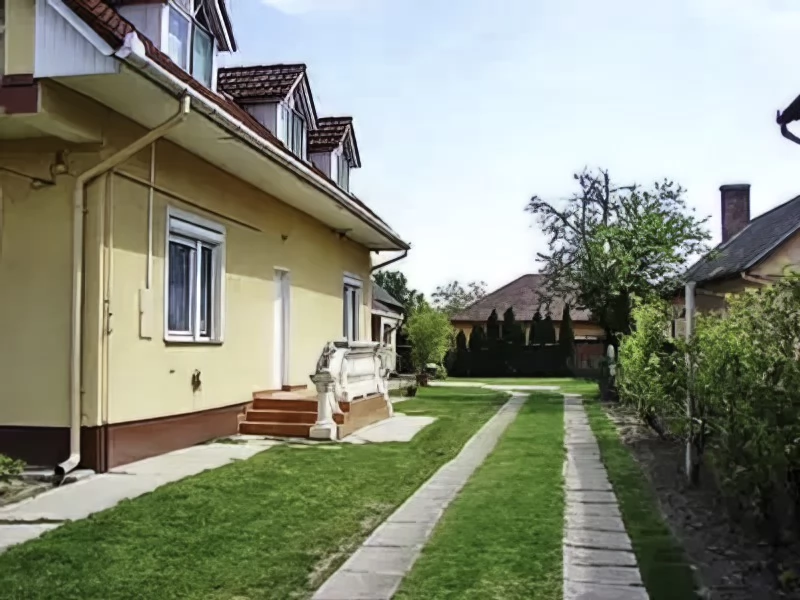 Hajdúszoboszló Szállás | Üdülőfalu (K0587-1) A kép szerzői jogvédelem alatt állhat. Javasolt a kapcsolatfelvétel a jog tulajdonossal.