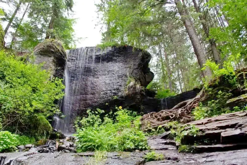 Székelyvarság Szállás | Panzió (K0545-30) A kép szerzői jogvédelem alatt állhat. Javasolt a kapcsolatfelvétel a jog tulajdonossal.