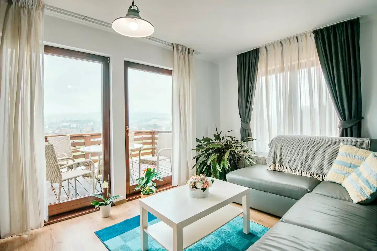 Odorheiu Secuiesc Cazare | Apartament (K0781-3) Imaginea poate fi supusă drepturilor de autor. Se recomandă contactarea titularului drepturilor.