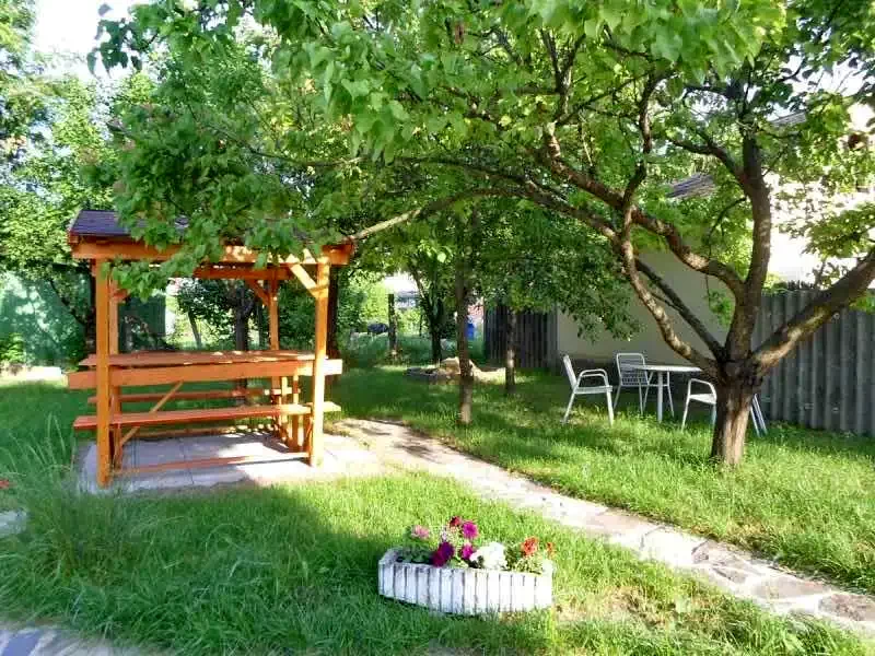 Hajdúszoboszló Szállás | Apartmanház (K1023-15) A kép szerzői jogvédelem alatt állhat. Javasolt a kapcsolatfelvétel a jog tulajdonossal.