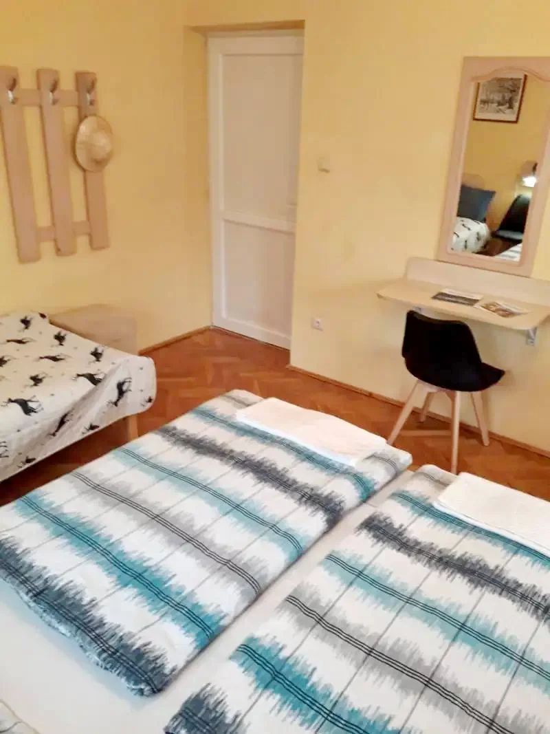 Mișcolț Cazare | Hotel**** (K0560-11) Imaginea poate fi supusă drepturilor de autor. Se recomandă contactarea titularului drepturilor.