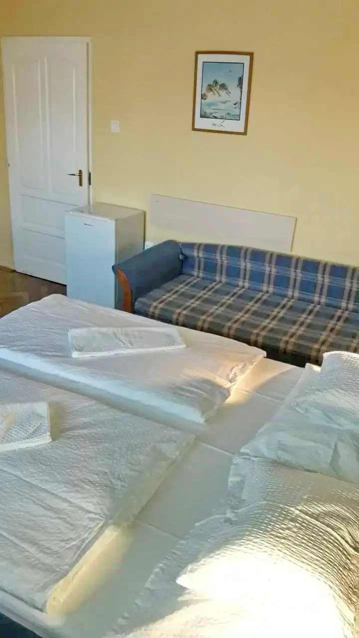 Miskolc Szállás | Hotel**** (K0560-18) A kép szerzői jogvédelem alatt állhat. Javasolt a kapcsolatfelvétel a jog tulajdonossal.