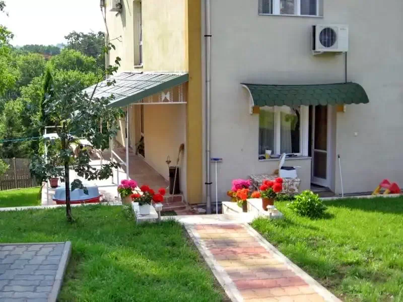 Miskolc Szállás | Vendégház (K0560-29) A kép szerzői jogvédelem alatt állhat. Javasolt a kapcsolatfelvétel a jog tulajdonossal.