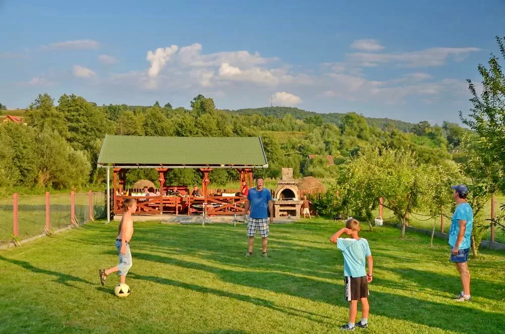 Cazare Sovata - Casa de vacanță Bokor Zsolt*** | Szováta - Bokor Zsolt Kulcsosház***. Imaginea poate fi supusă drepturilor de autor. Se recomandă contactarea titularului drepturilor.