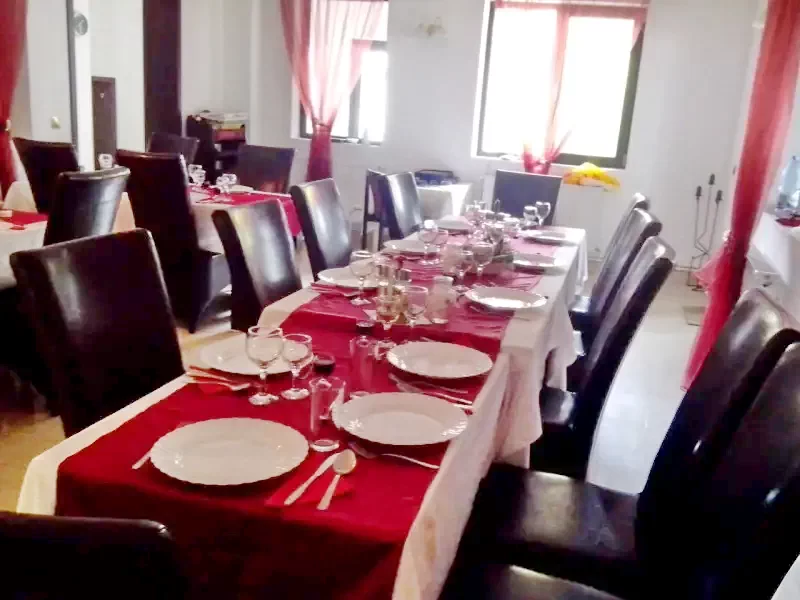 Herkulesfürdő Szállás | Motel (K0896-2) A kép szerzői jogvédelem alatt állhat. Javasolt a kapcsolatfelvétel a jog tulajdonossal.