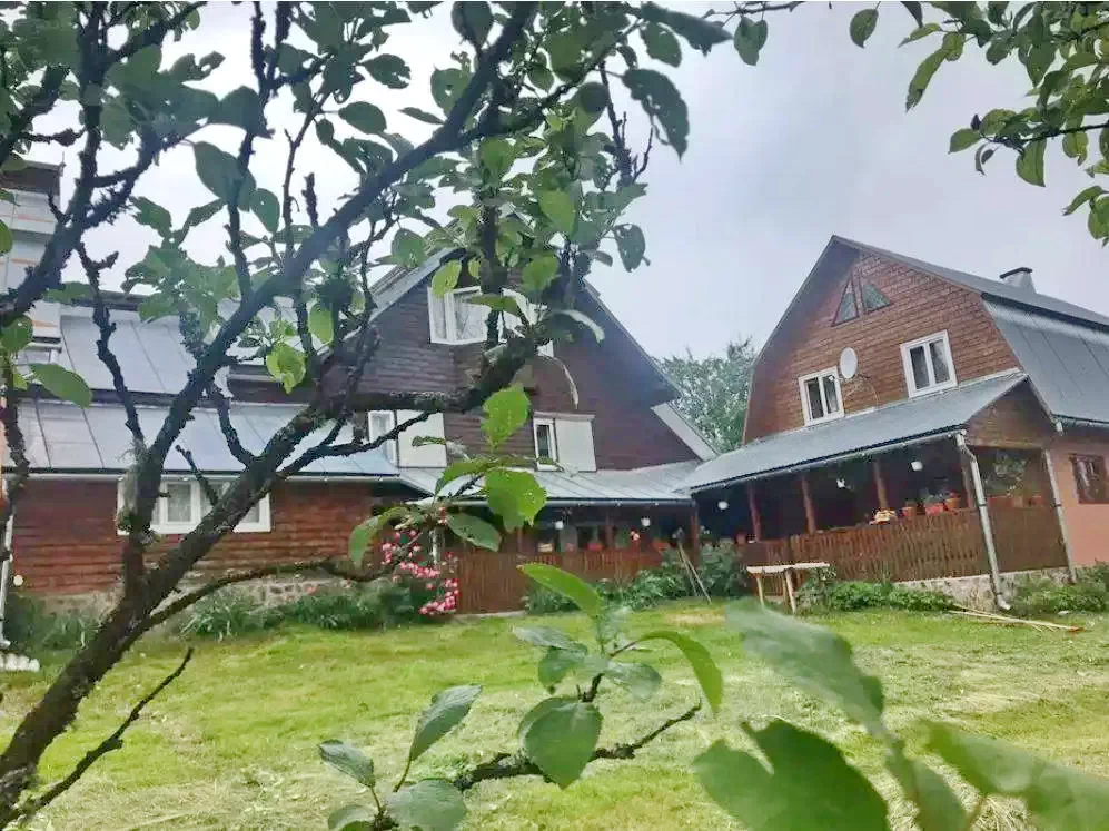 Arieșeni Cazare | Motel (K1230-44) Imaginea poate fi supusă drepturilor de autor. Se recomandă contactarea titularului drepturilor.