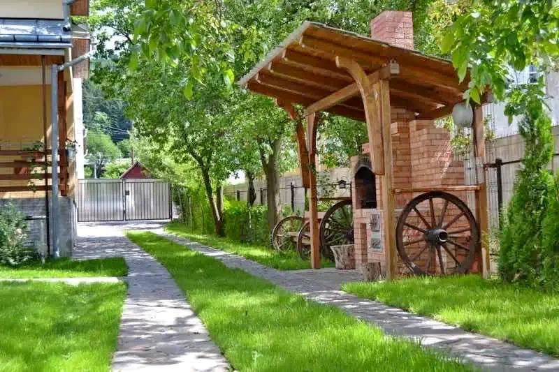 Borșa Cazare | Sat de vacanță (K0986-5) Imaginea poate fi supusă drepturilor de autor. Se recomandă contactarea titularului drepturilor.