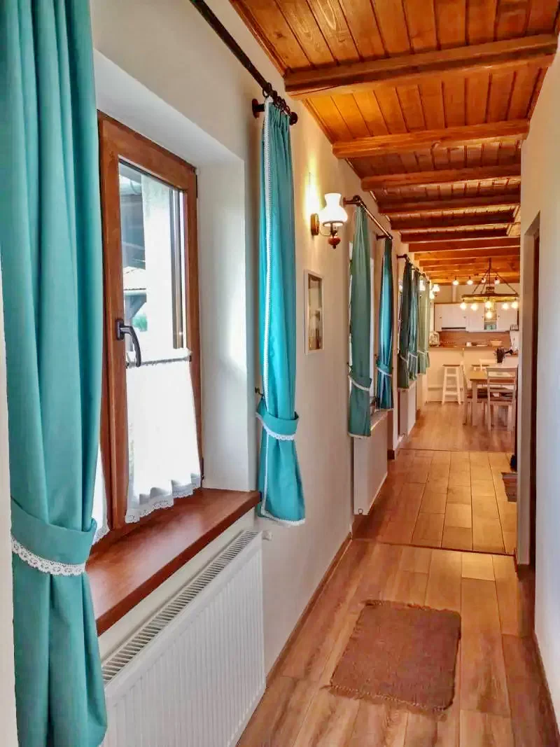 Kiskede Szállás | Üdülőfalu (K1260-7) A kép szerzői jogvédelem alatt állhat. Javasolt a kapcsolatfelvétel a jog tulajdonossal.