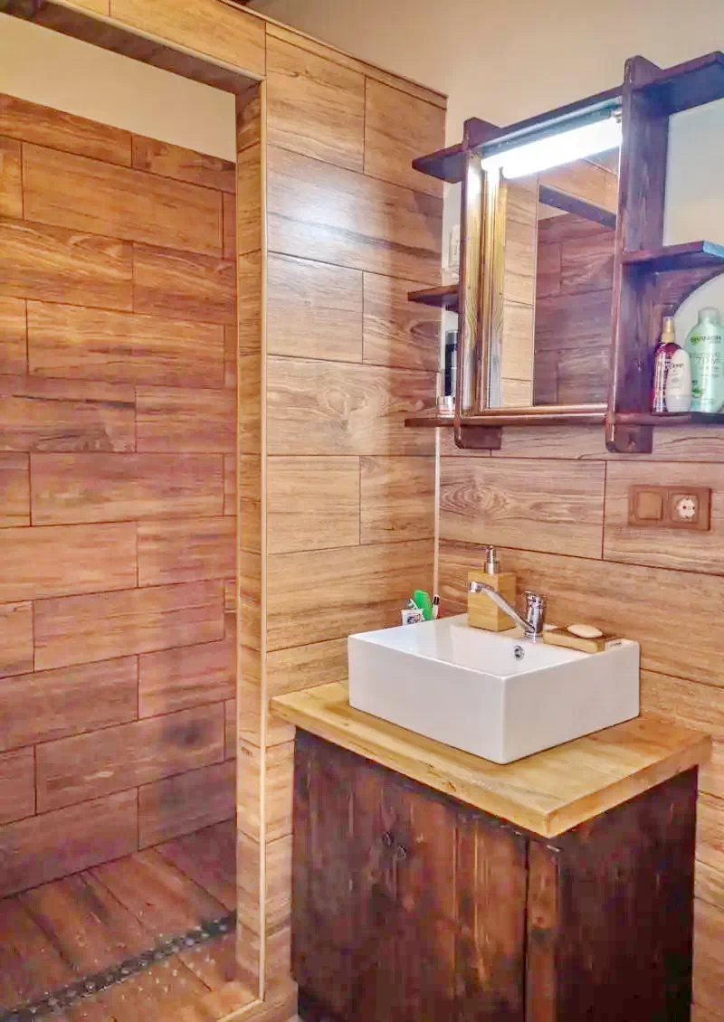 Chedia Mică Cazare | Sat de vacanță (K1260-9) Imaginea poate fi supusă drepturilor de autor. Se recomandă contactarea titularului drepturilor.