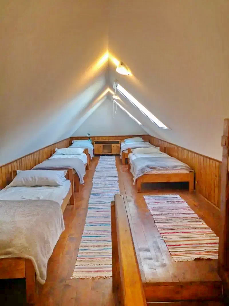 Chedia Mică Cazare | Sat de vacanță (K1260-14) Imaginea poate fi supusă drepturilor de autor. Se recomandă contactarea titularului drepturilor.