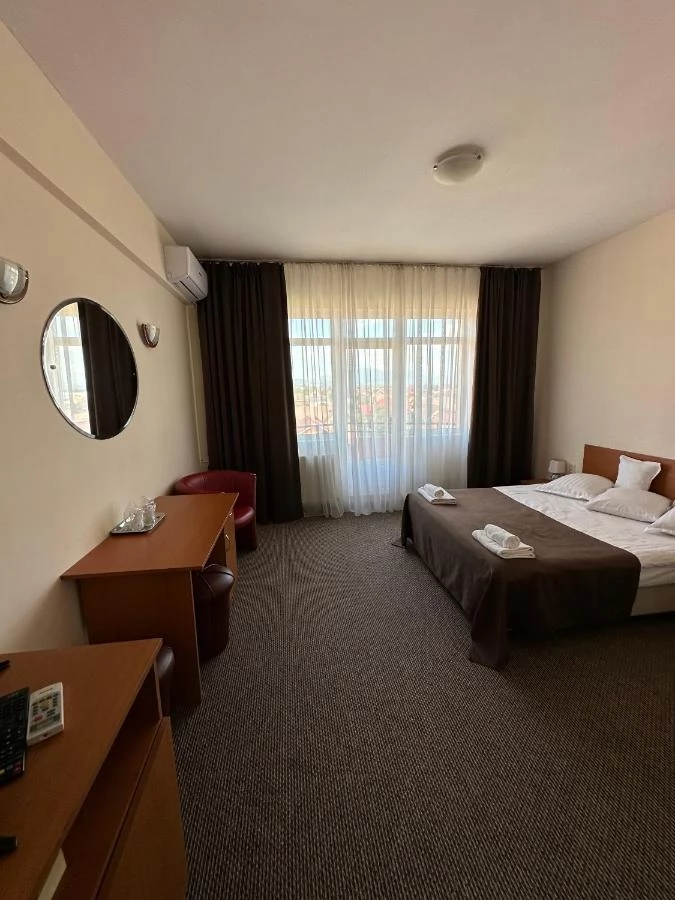 Bistrița Cazare | Hotel*** (K1067-22) Imaginea poate fi supusă drepturilor de autor. Se recomandă contactarea titularului drepturilor.