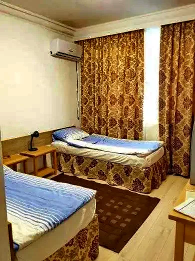 Alba Iulia Cazare | Hostel (K1182-17) Imaginea poate fi supusă drepturilor de autor. Se recomandă contactarea titularului drepturilor.