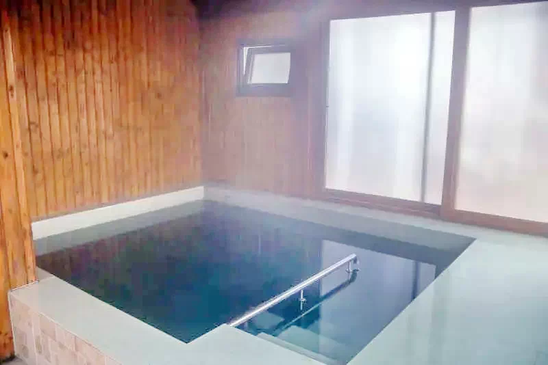 Herkulesfürdő Szállás | Motel (K0880-22) A kép szerzői jogvédelem alatt állhat. Javasolt a kapcsolatfelvétel a jog tulajdonossal.