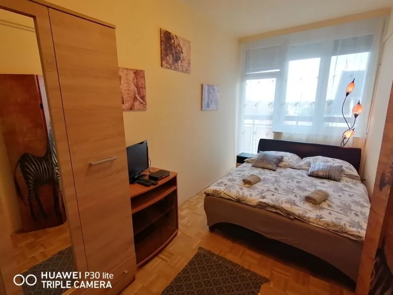  Cazare | Apartament (K0153-1) Imaginea poate fi supusă drepturilor de autor. Se recomandă contactarea titularului drepturilor.