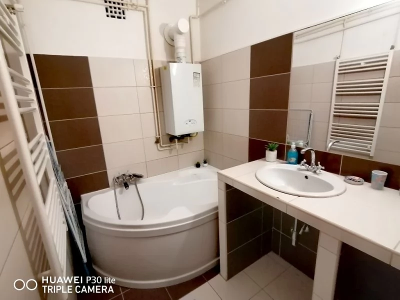  Cazare | Bungalow (K0153-11) Imaginea poate fi supusă drepturilor de autor. Se recomandă contactarea titularului drepturilor.