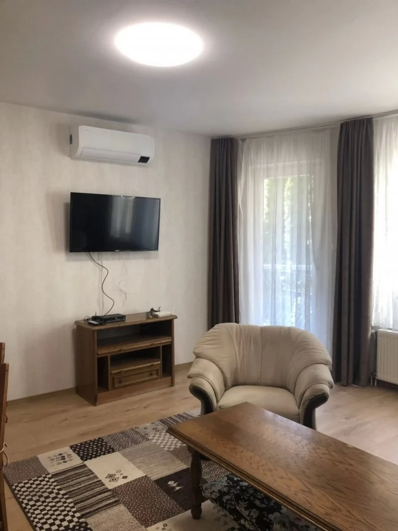  Cazare | Apartament (K0533-9) Imaginea poate fi supusă drepturilor de autor. Se recomandă contactarea titularului drepturilor.