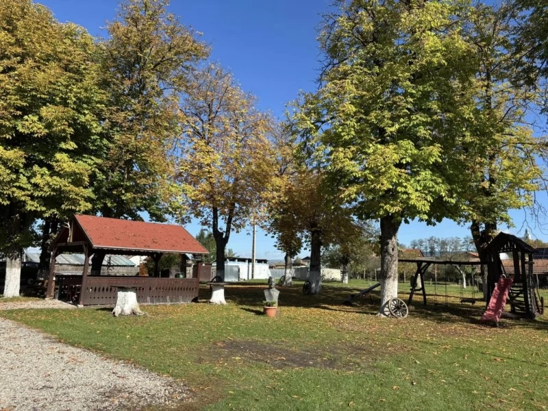 Csíksomlyó, Csíkszereda Szállás | Vendégház (K1504-37) A kép szerzői jogvédelem alatt állhat. Javasolt a kapcsolatfelvétel a jog tulajdonossal.