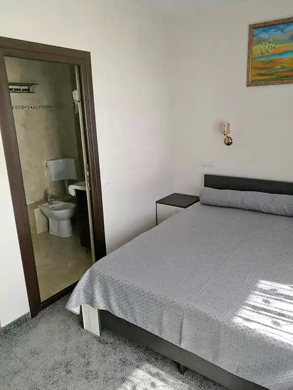 Vălenii de Munte Cazare | Camping / Popas turistic (K0562-13) Imaginea poate fi supusă drepturilor de autor. Se recomandă contactarea titularului drepturilor.